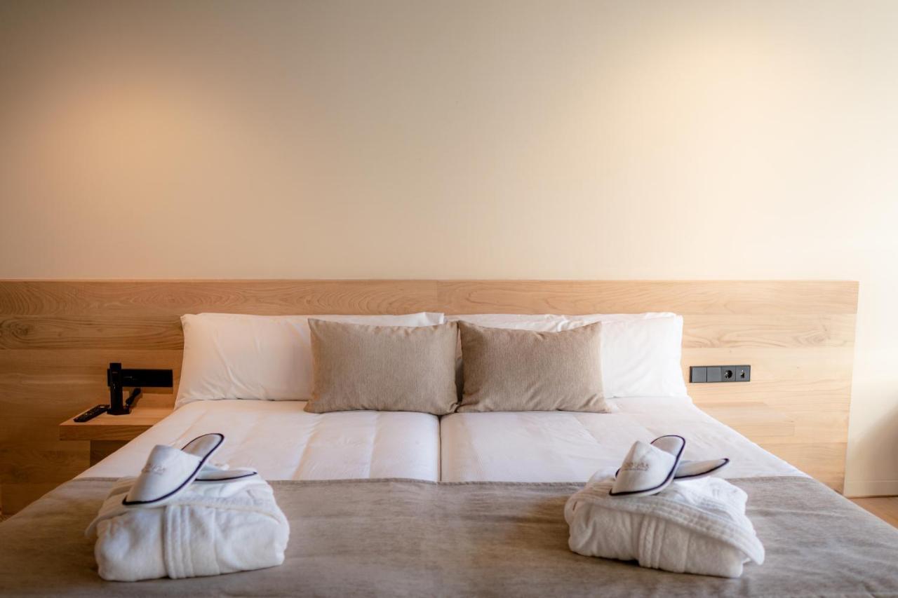 Acouga Hotel Boutique ثيلانوفا المظهر الخارجي الصورة