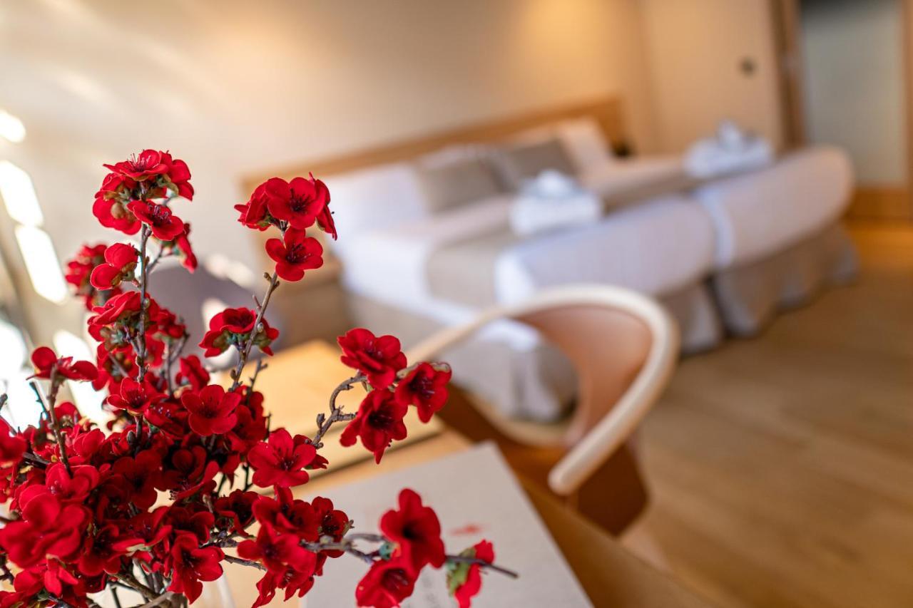 Acouga Hotel Boutique ثيلانوفا المظهر الخارجي الصورة