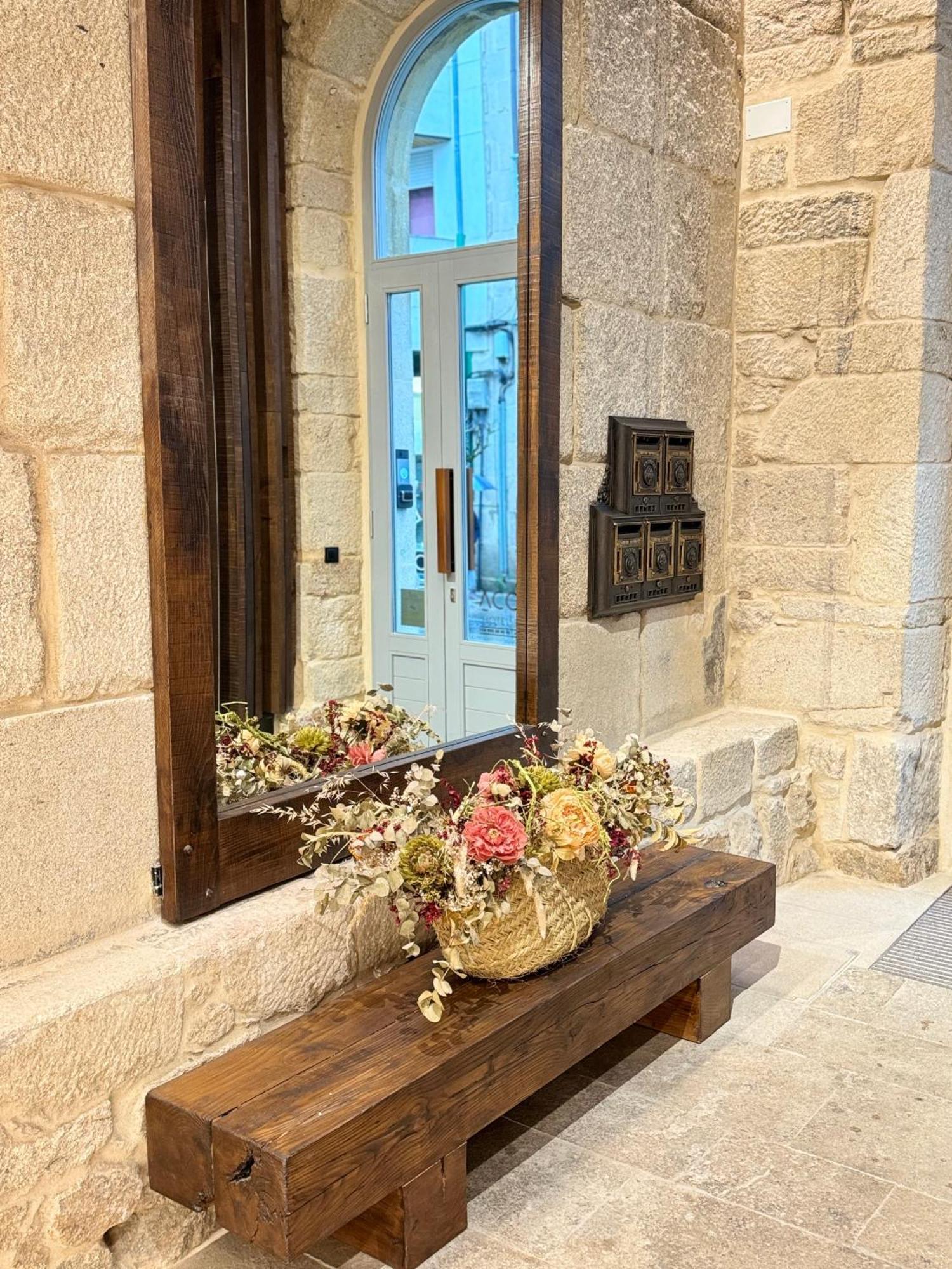 Acouga Hotel Boutique ثيلانوفا المظهر الخارجي الصورة